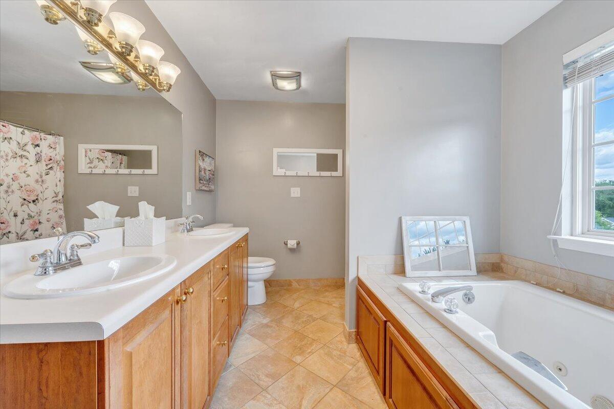610 Crystal Anne Ln, Roanoke, Virginia image 32