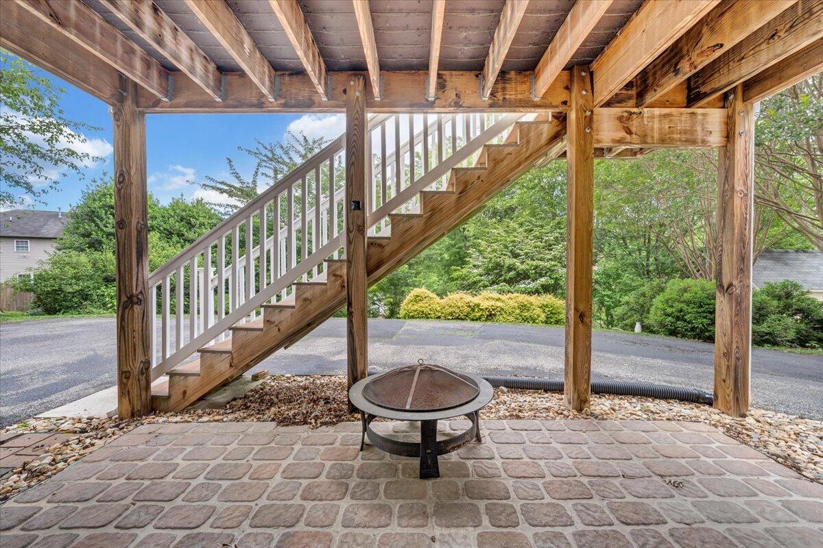 610 Crystal Anne Ln, Roanoke, Virginia image 47