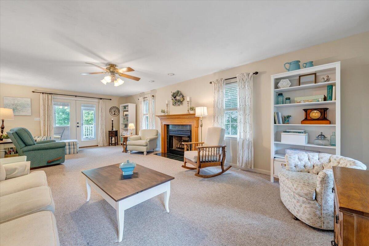 610 Crystal Anne Ln, Roanoke, Virginia image 6