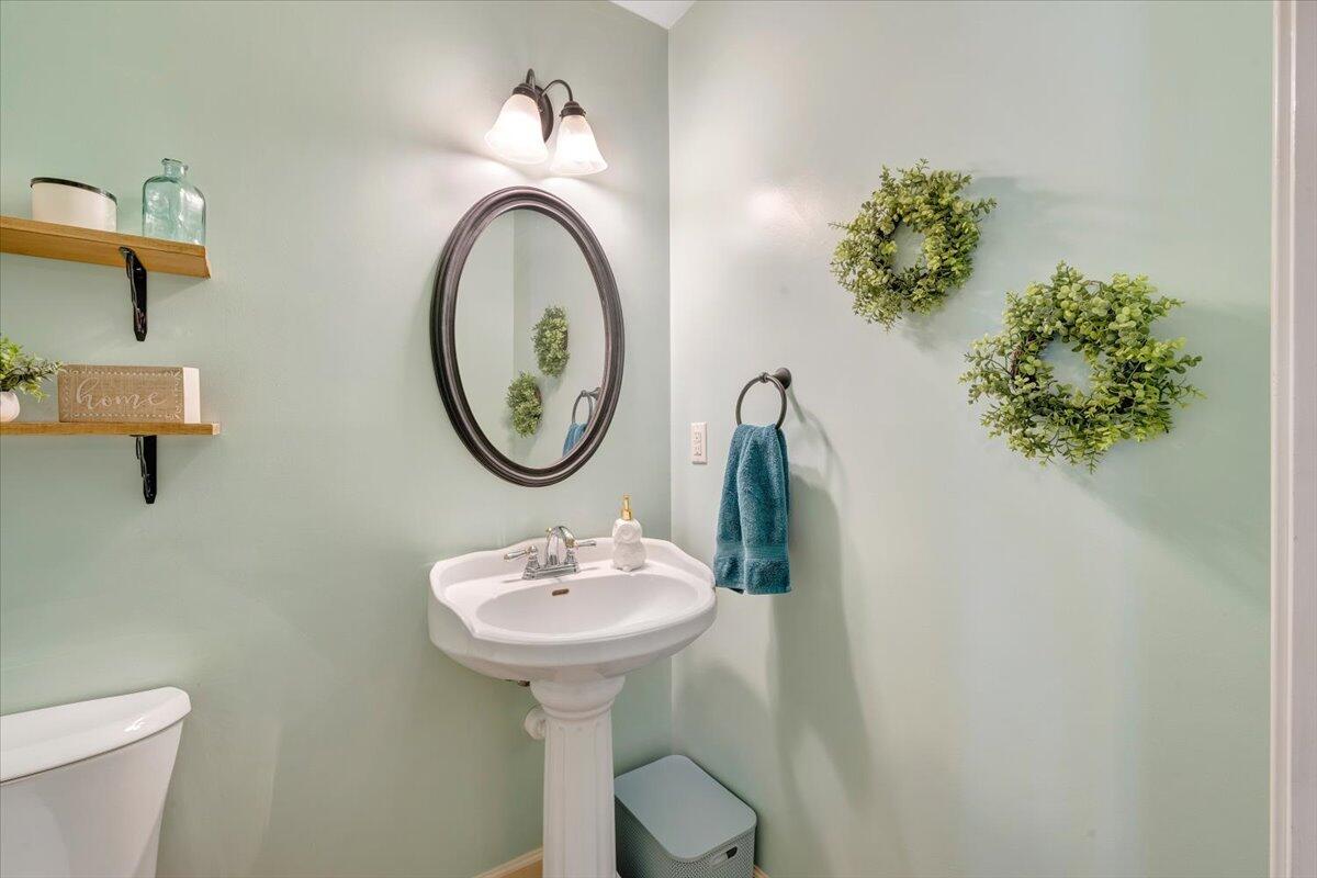 610 Crystal Anne Ln, Roanoke, Virginia image 26