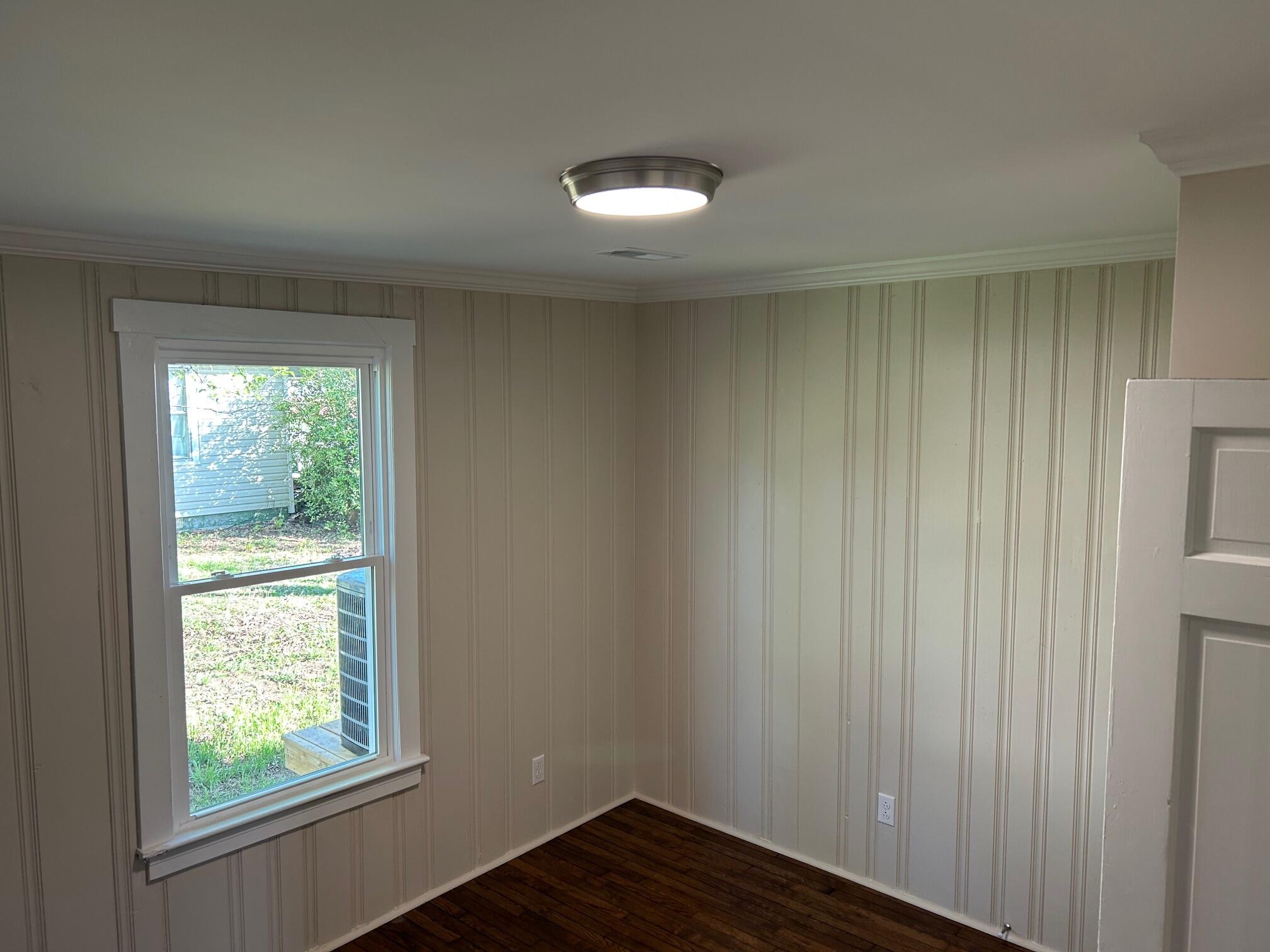 702 Front Ave, Salem, Virginia image 15