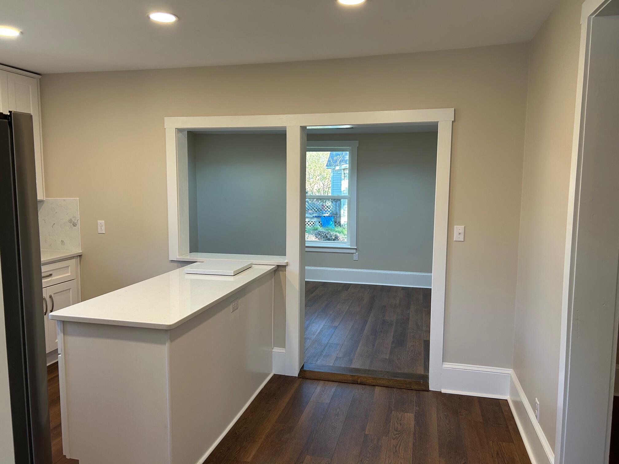 702 Front Ave, Salem, Virginia image 22