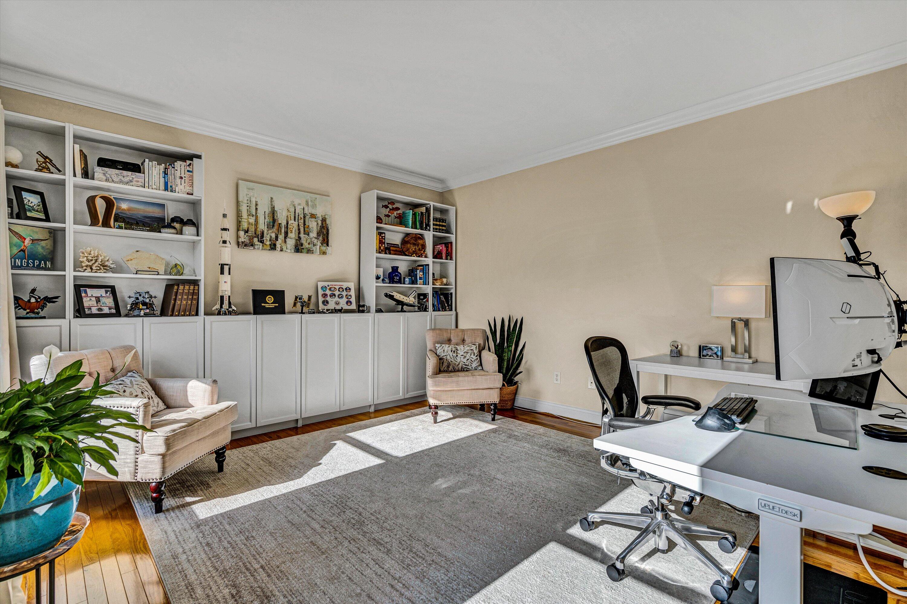 Roanoke, Virginia 24018, United States, 4 Bedrooms Bedrooms, ,4 BathroomsBathrooms,Residential,Pending,82091