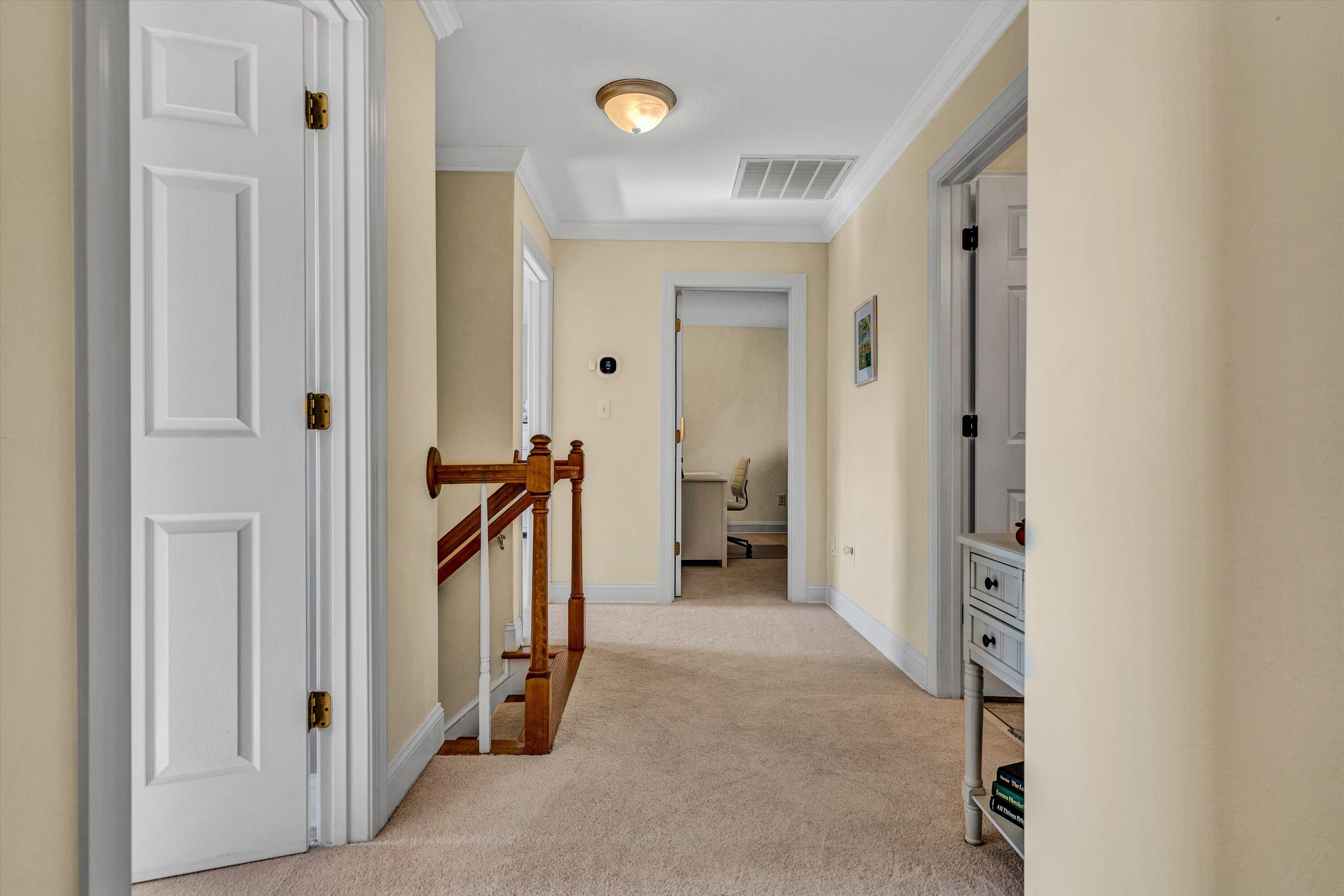 Roanoke, Virginia 24018, United States, 4 Bedrooms Bedrooms, ,4 BathroomsBathrooms,Residential,Pending,82091