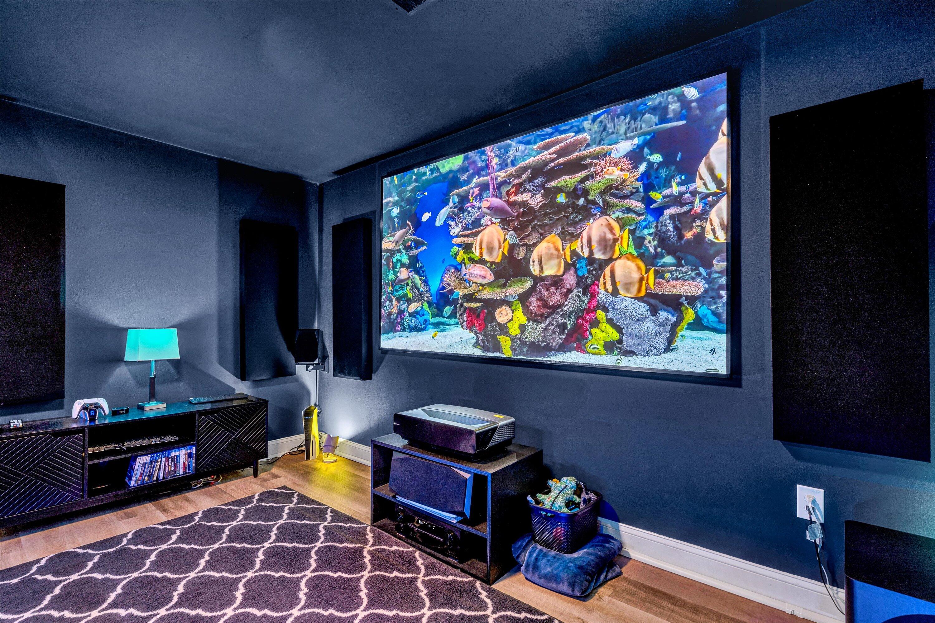 Roanoke, Virginia 24018, United States, 4 Bedrooms Bedrooms, ,4 BathroomsBathrooms,Residential,Pending,82091