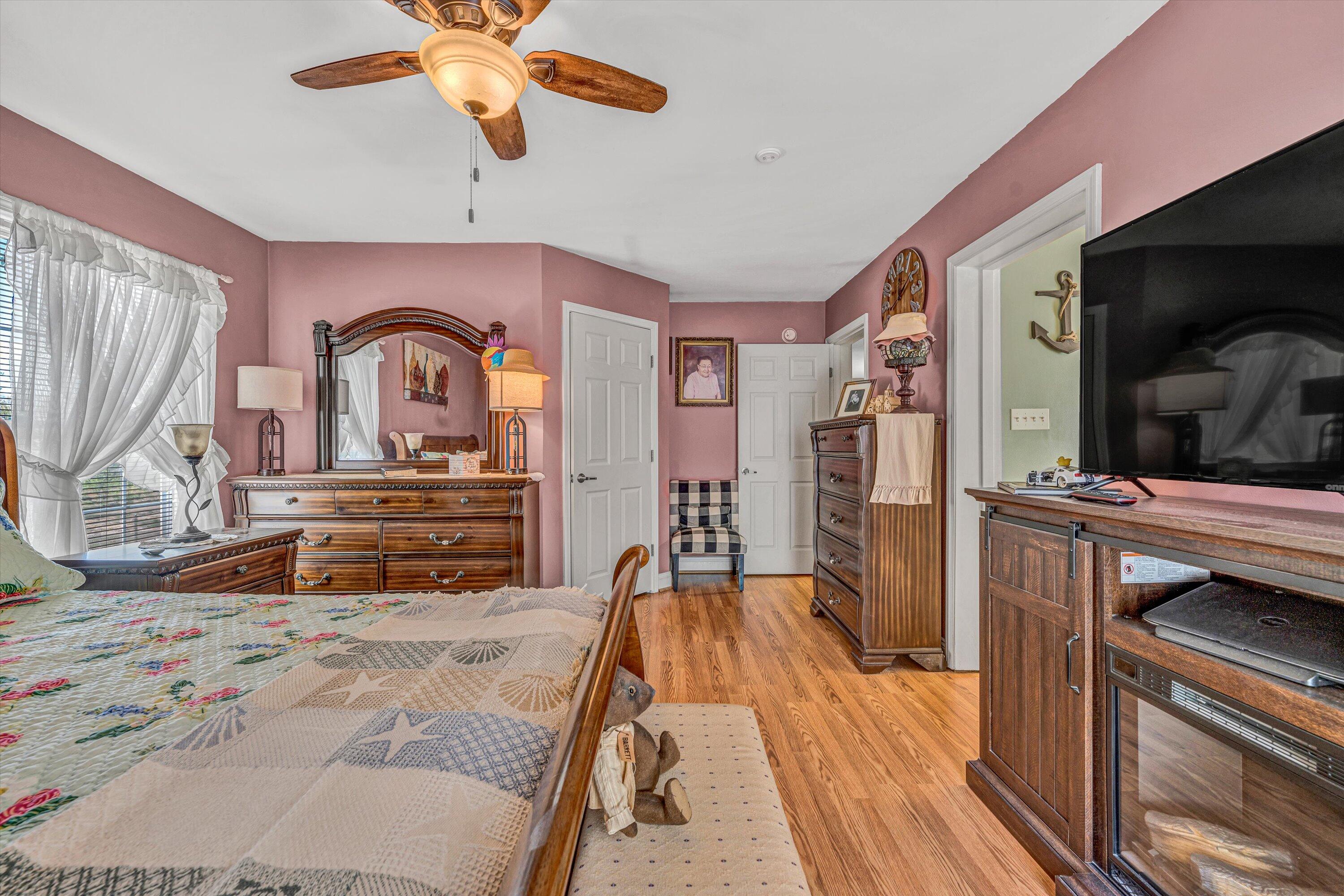102 Cedar St, Huddleston, Virginia image 26