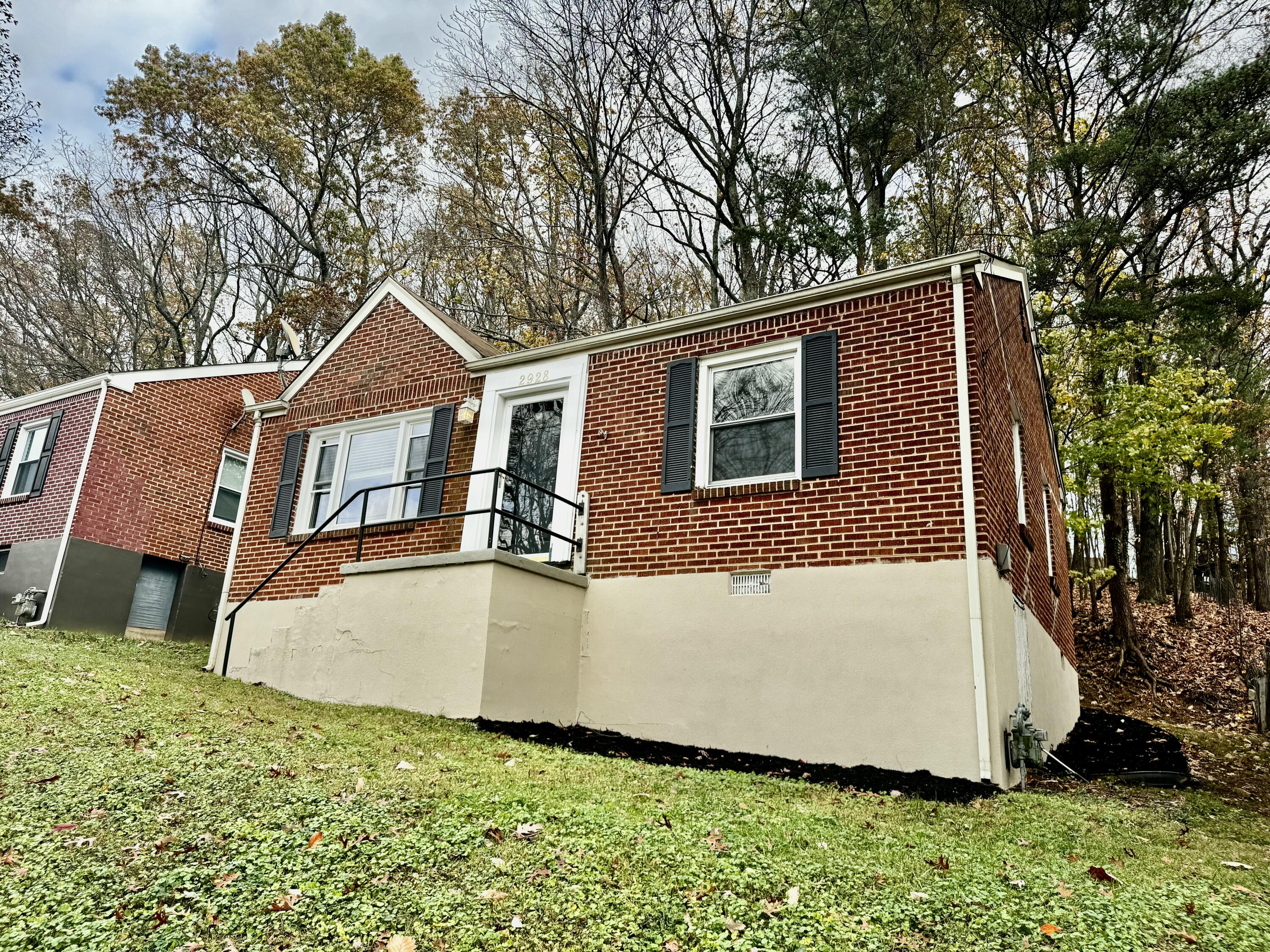 2928 Hollowell Ave, Roanoke, Virginia image 2