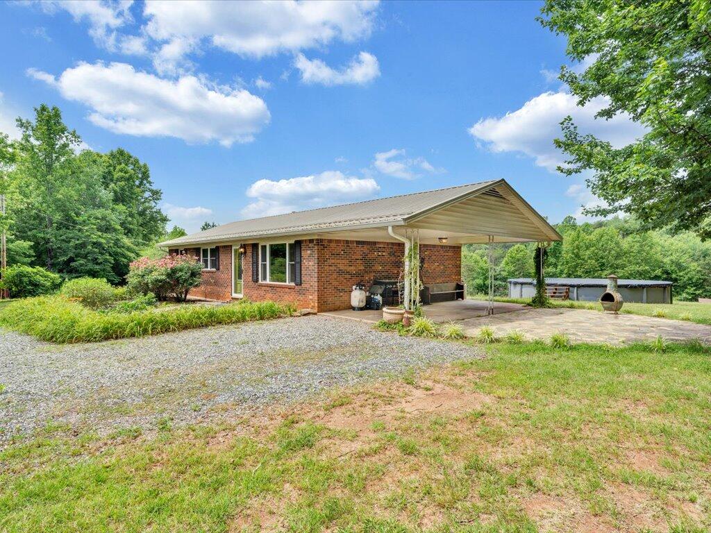 1185 County Line Rd, Bassett, Ohio image 46