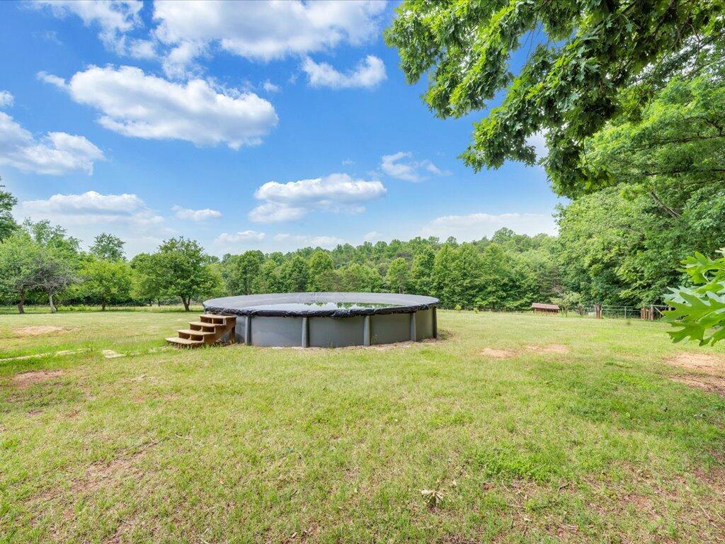 1185 County Line Rd, Bassett, Ohio image 37