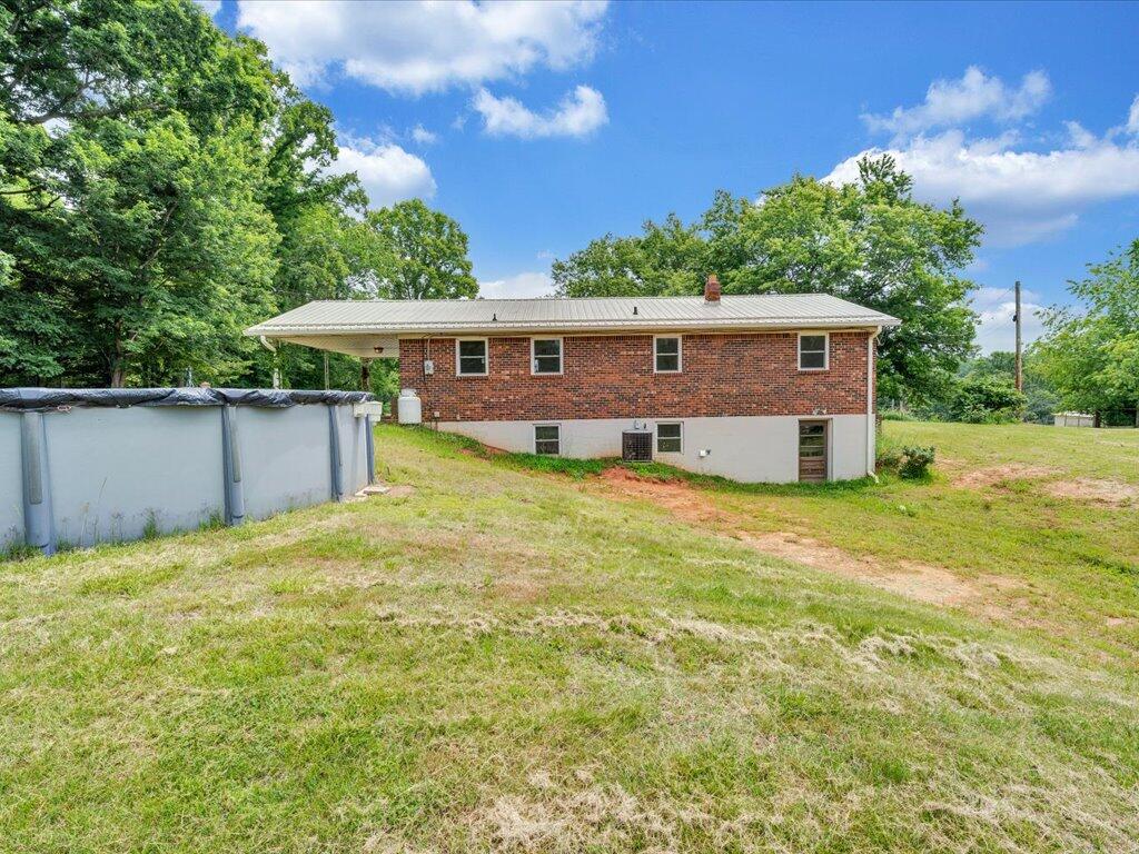 1185 County Line Rd, Bassett, Ohio image 41