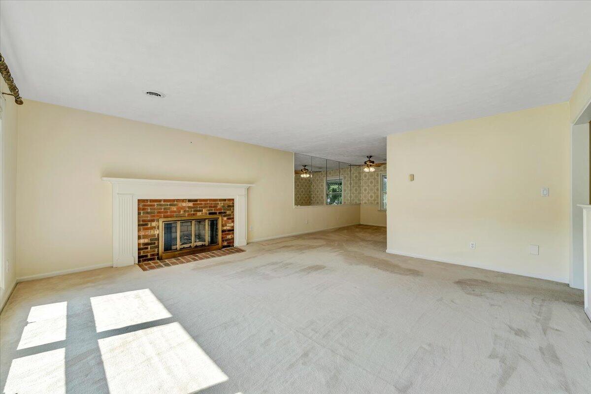 1207 Laymantown Rd, Troutville, Virginia image 11