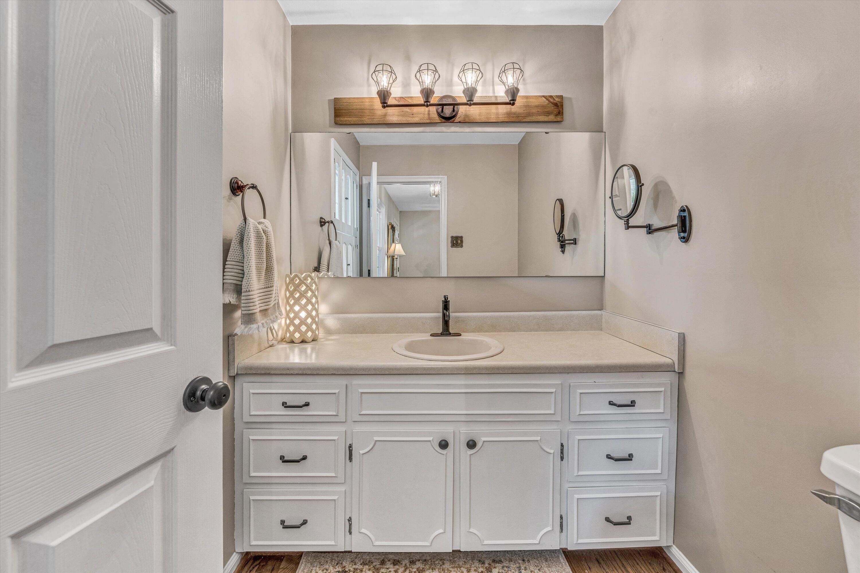 2716 Bobolink Ln, Roanoke, Virginia image 9