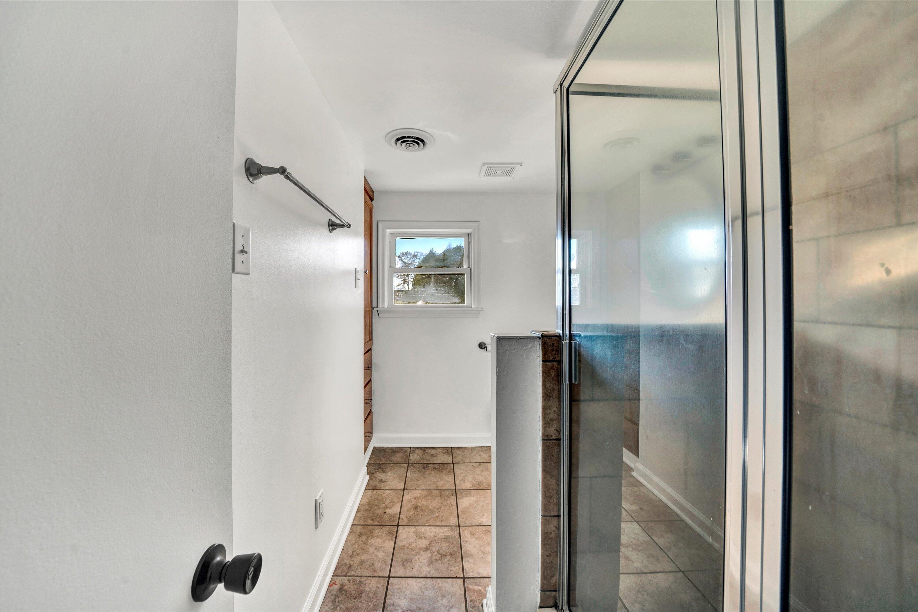 51 Mount Carmel Rd, Rocky Mount, Ohio image 24