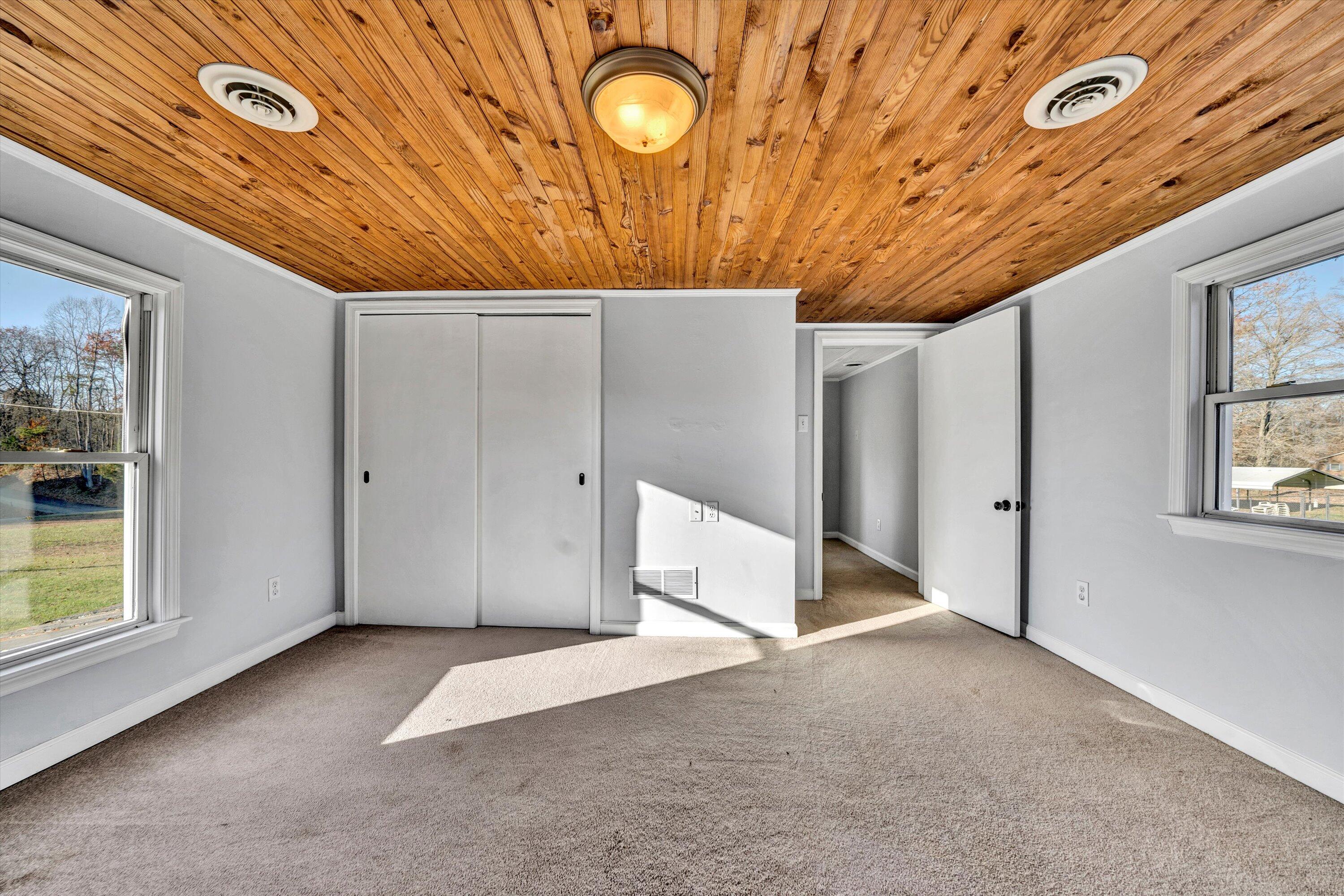 51 Mount Carmel Rd, Rocky Mount, Ohio image 23