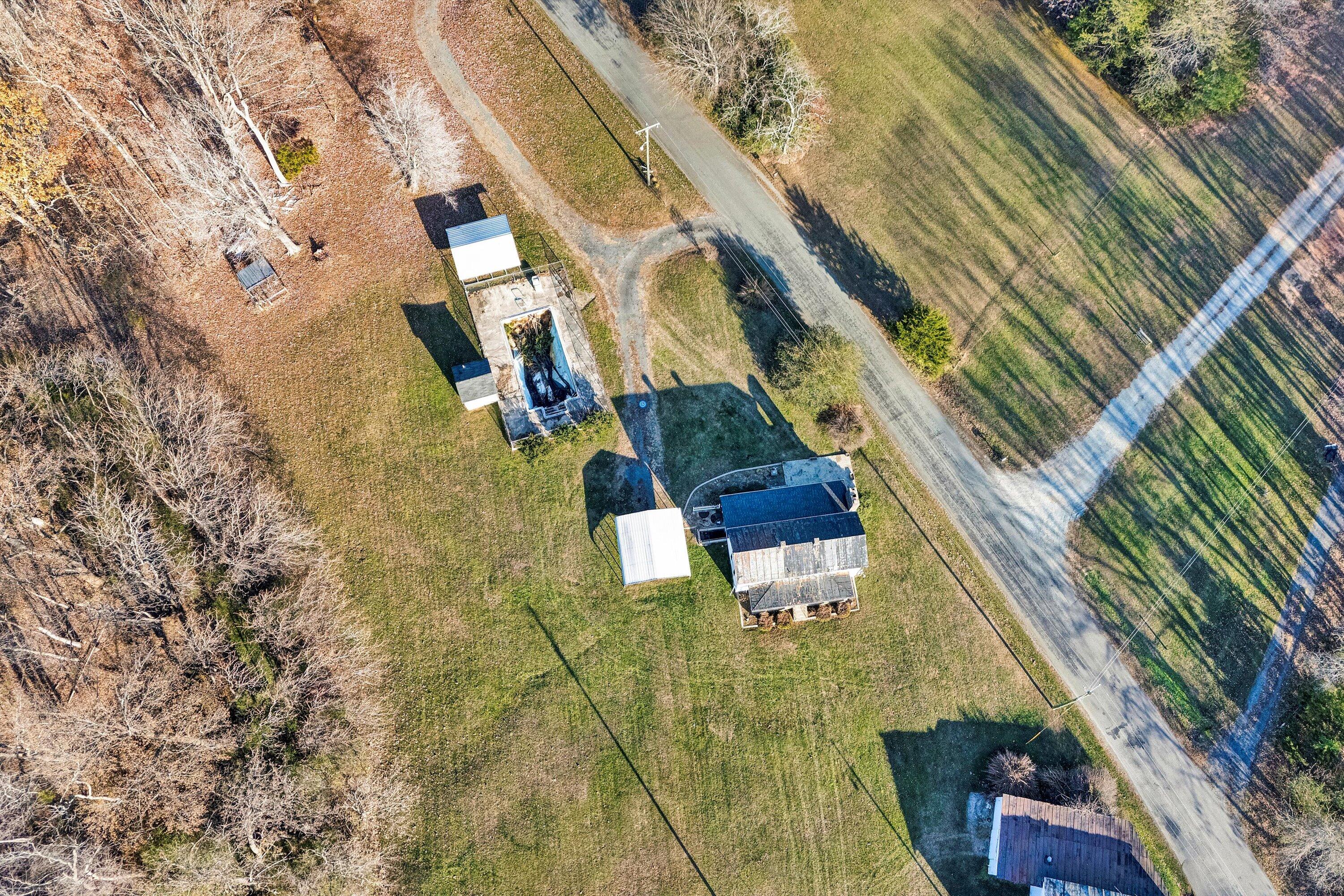 51 Mount Carmel Rd, Rocky Mount, Ohio image 6
