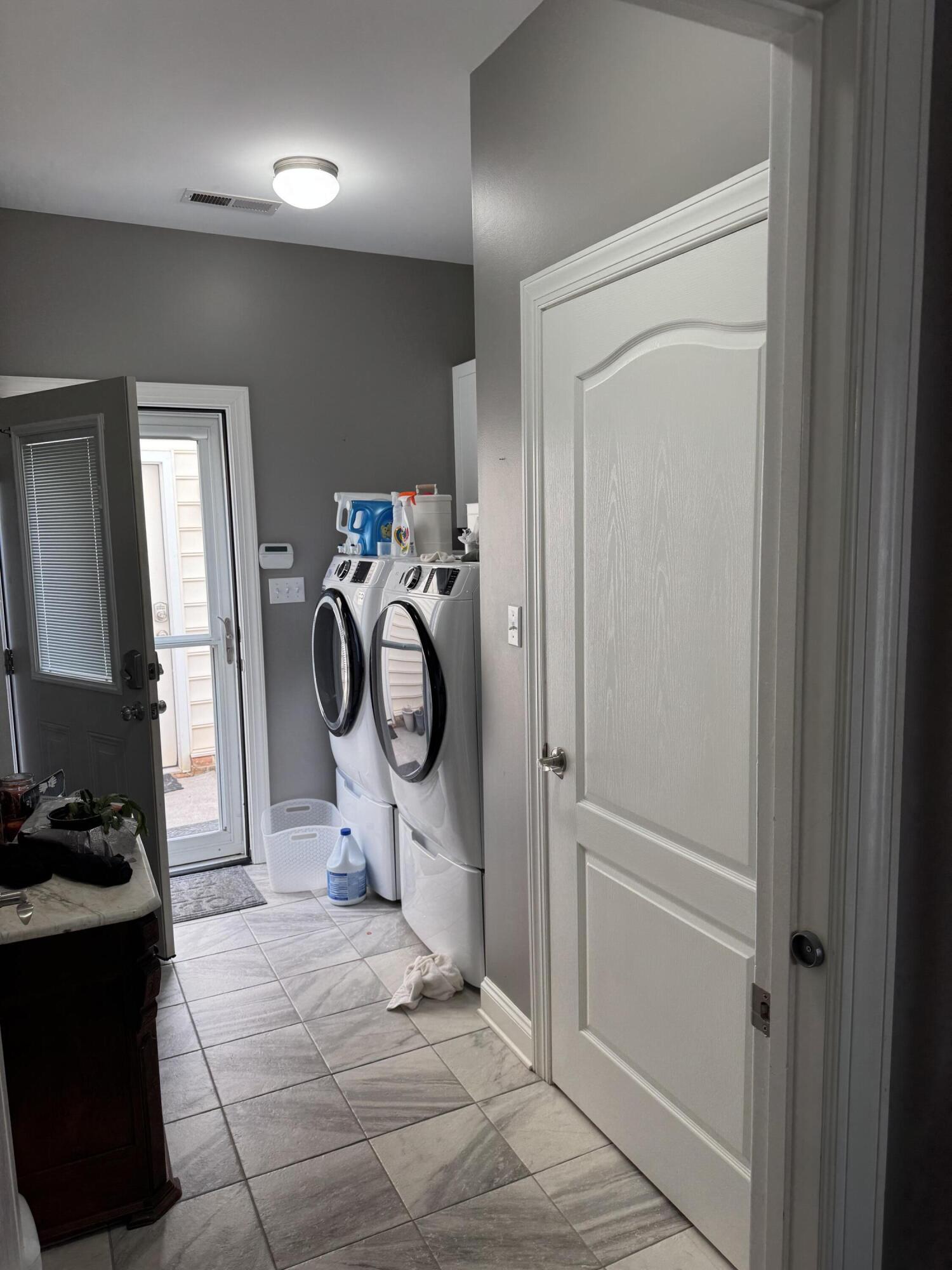 1060 Cranberry Ct, Moneta, Virginia image 17