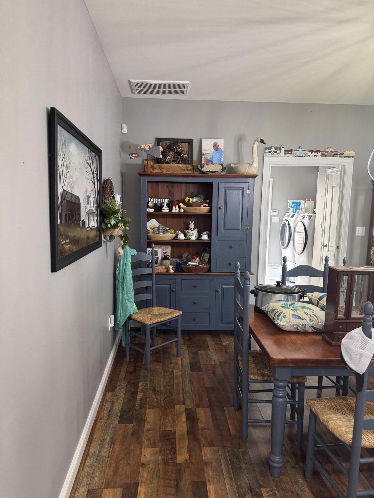 1060 Cranberry Ct, Moneta, Virginia image 6
