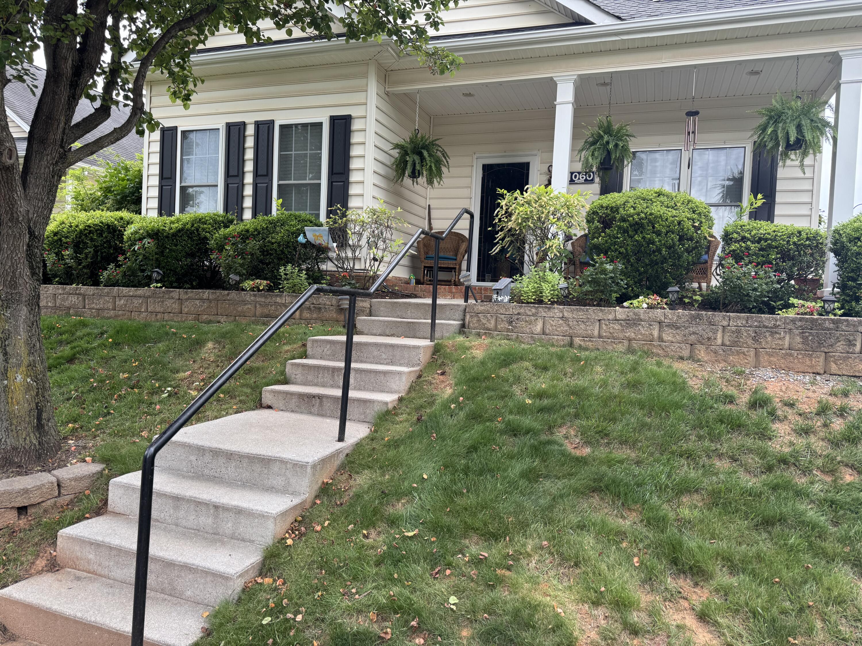 1060 Cranberry Ct, Moneta, Virginia image 1