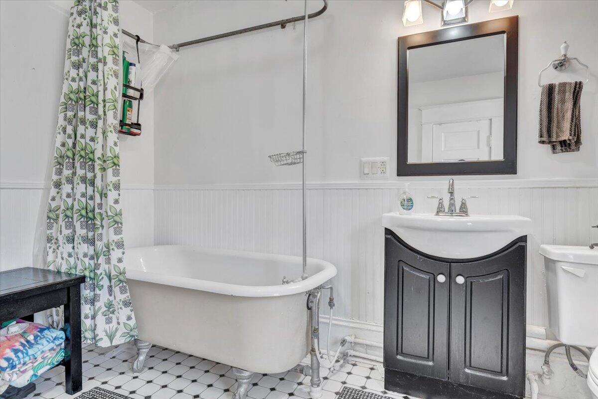 2501 Weaver Rd, Roanoke, Virginia image 30