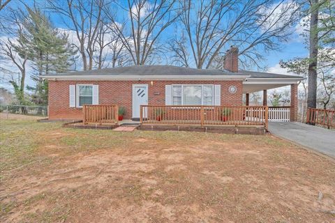 Homes For Sale - 660 Audubon Dr<br/> Danville, VA 24540