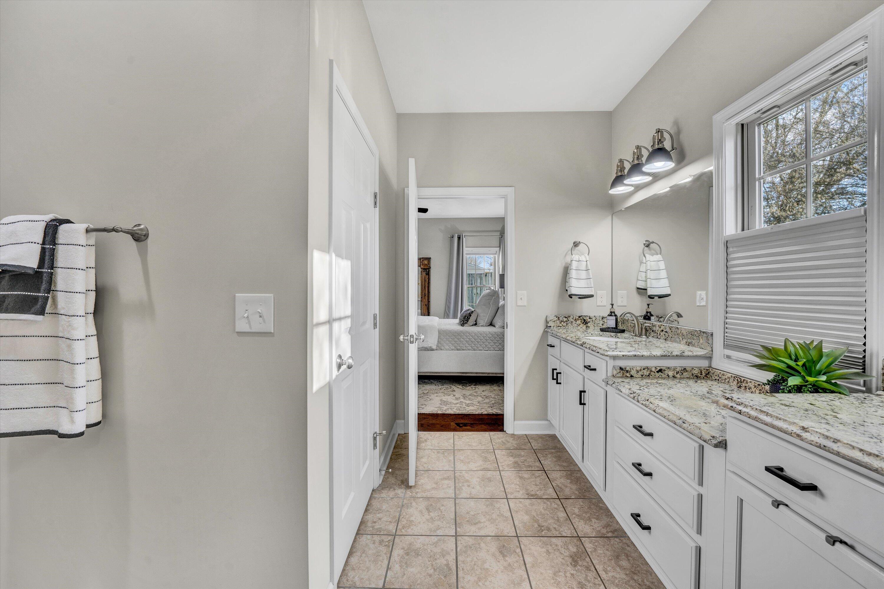 102 North Oaks Dr, Salem, Virginia image 27