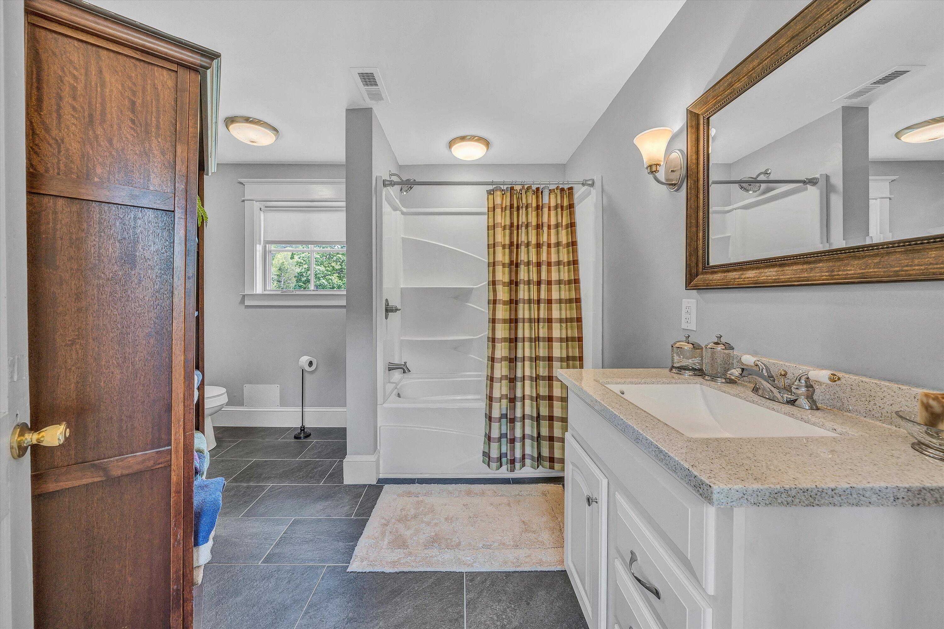 Hardy, Virginia 24101, United States, 4 Bedrooms Bedrooms, ,3 BathroomsBathrooms,Residential,Pending,127019