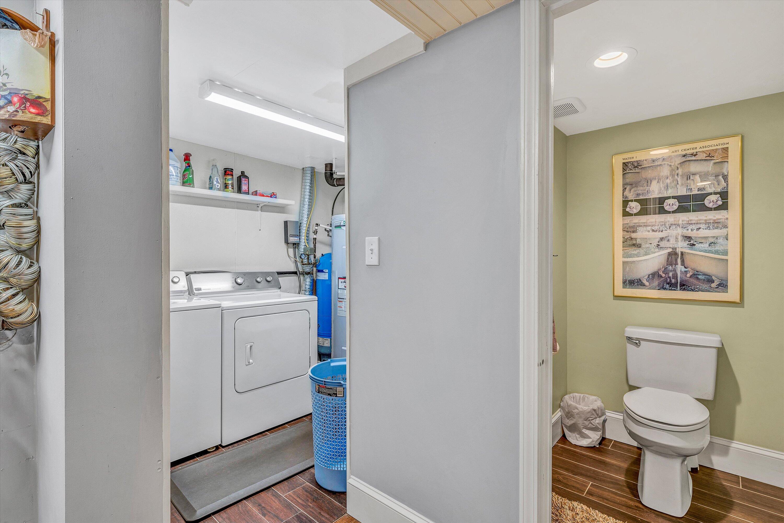 Hardy, Virginia 24101, United States, 4 Bedrooms Bedrooms, ,3 BathroomsBathrooms,Residential,Pending,127019