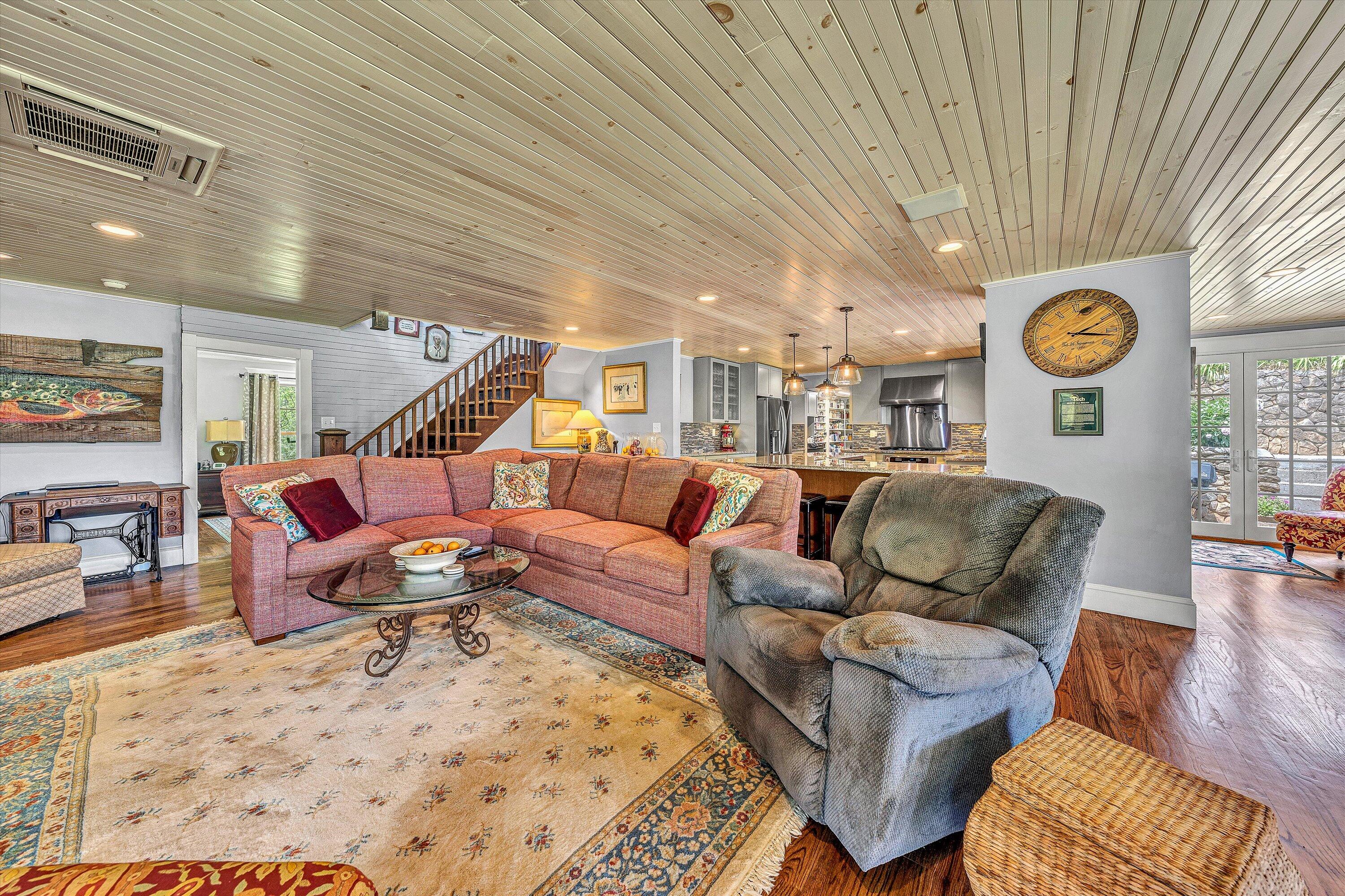 Hardy, Virginia 24101, United States, 4 Bedrooms Bedrooms, ,3 BathroomsBathrooms,Residential,Pending,127019