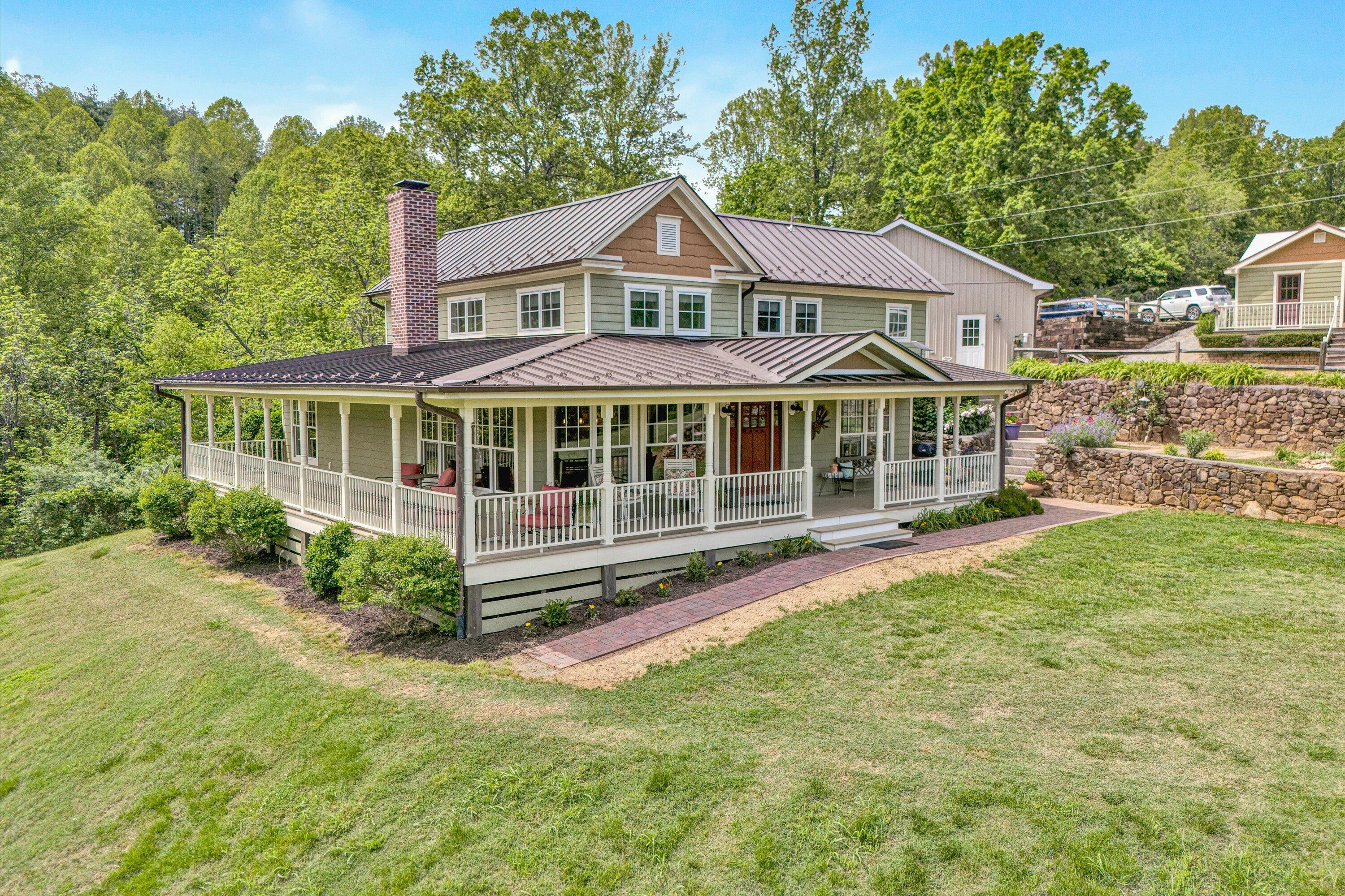 Hardy, Virginia 24101, United States, 4 Bedrooms Bedrooms, ,3 BathroomsBathrooms,Residential,Pending,127019