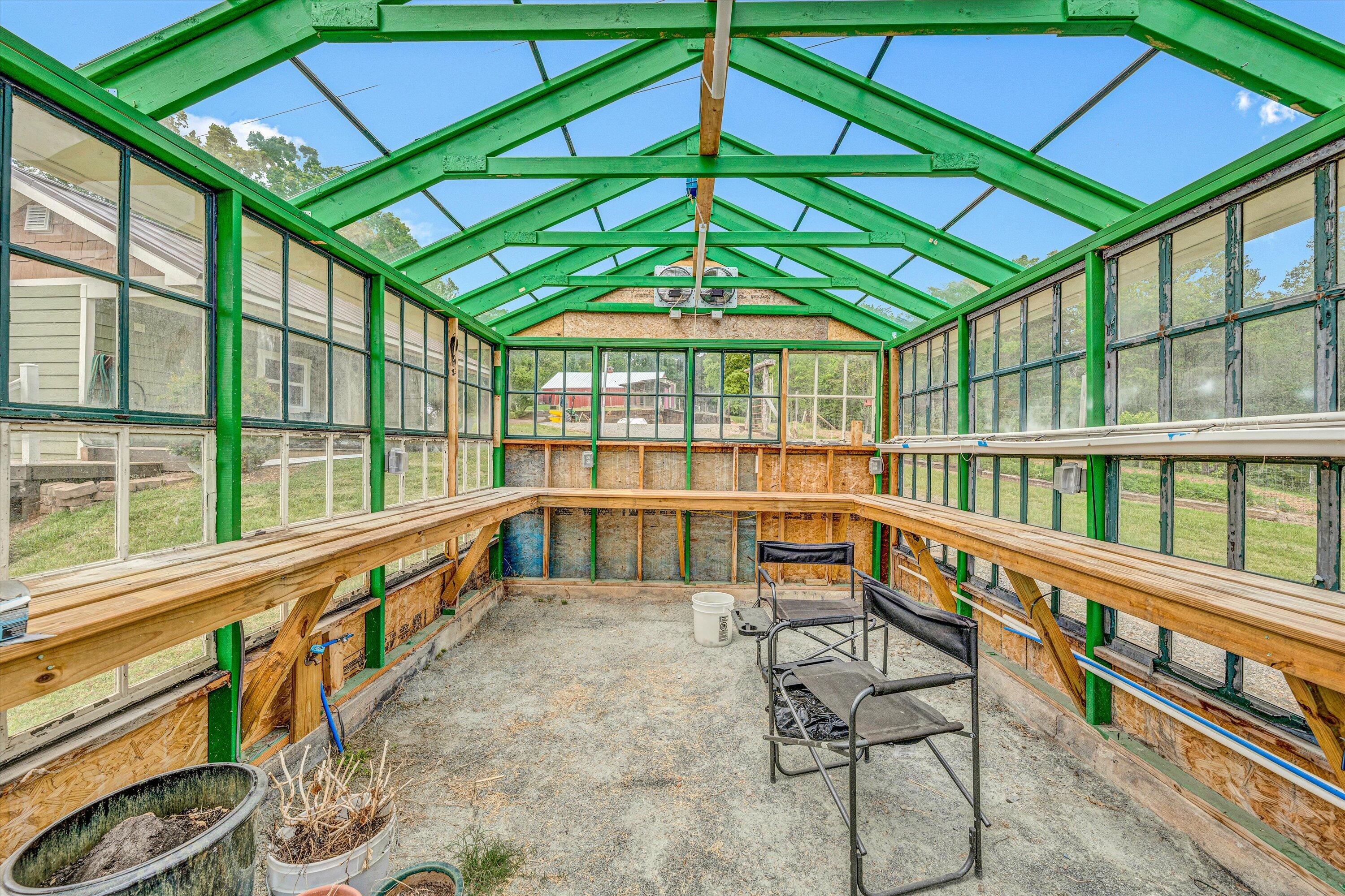 Hardy, Virginia 24101, United States, 4 Bedrooms Bedrooms, ,3 BathroomsBathrooms,Residential,Pending,127019