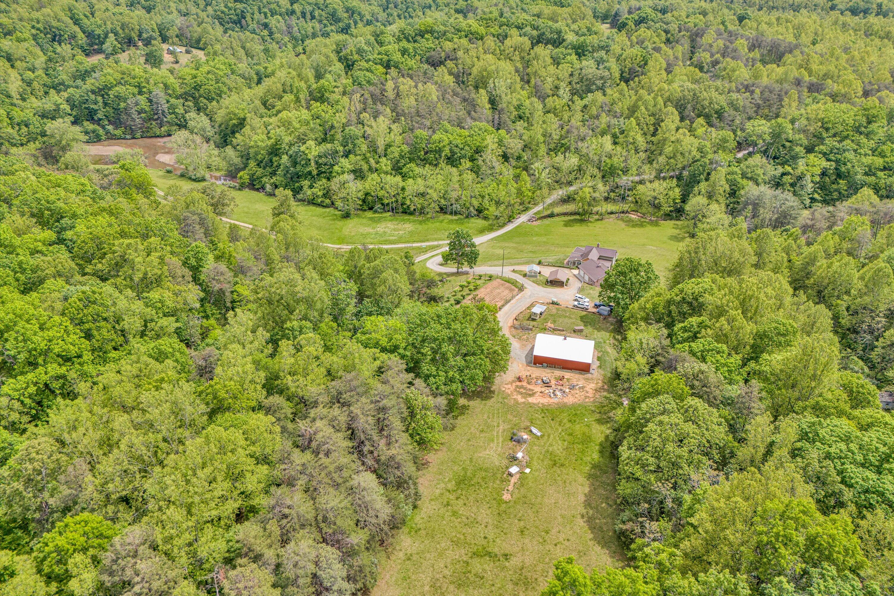 Hardy, Virginia 24101, United States, 4 Bedrooms Bedrooms, ,3 BathroomsBathrooms,Residential,Pending,127019