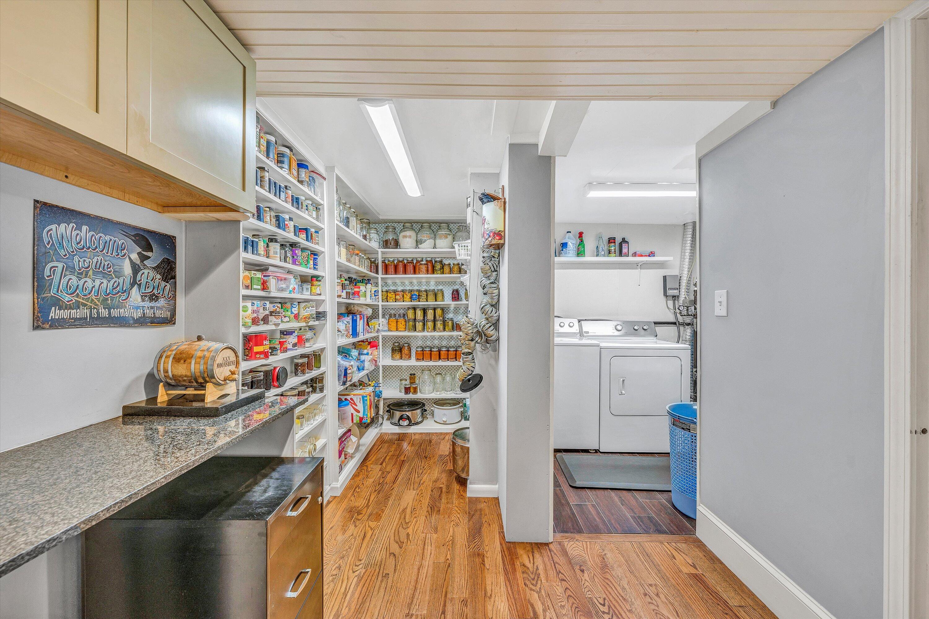 Hardy, Virginia 24101, United States, 4 Bedrooms Bedrooms, ,3 BathroomsBathrooms,Residential,Pending,127019