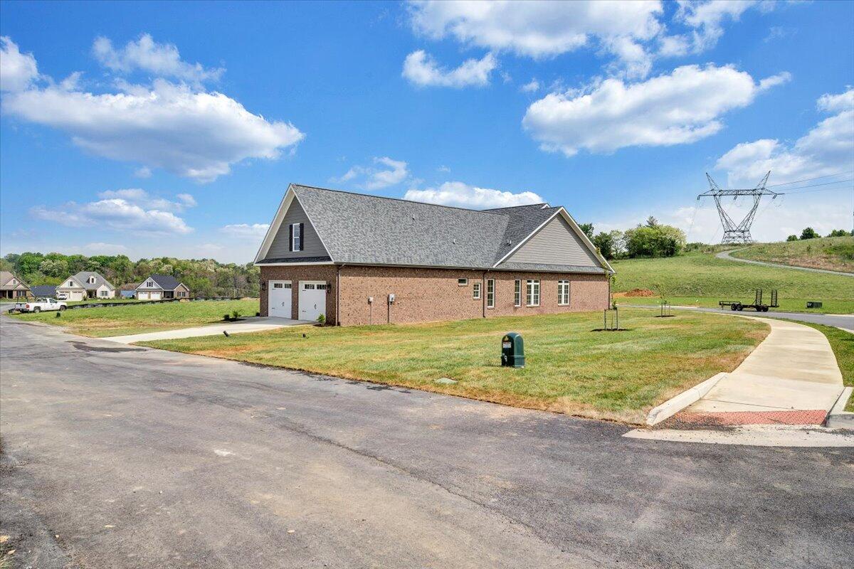 190 Merion Cir, Daleville, Virginia image 47
