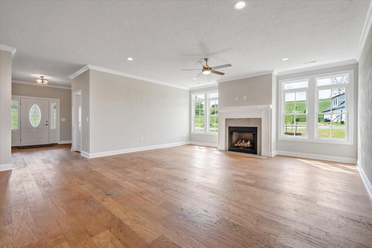 190 Merion Cir, Daleville, Virginia image 4