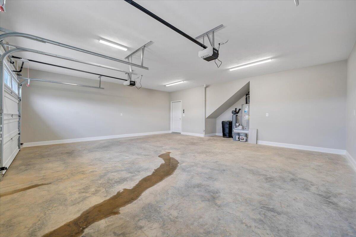 190 Merion Cir, Daleville, Virginia image 38
