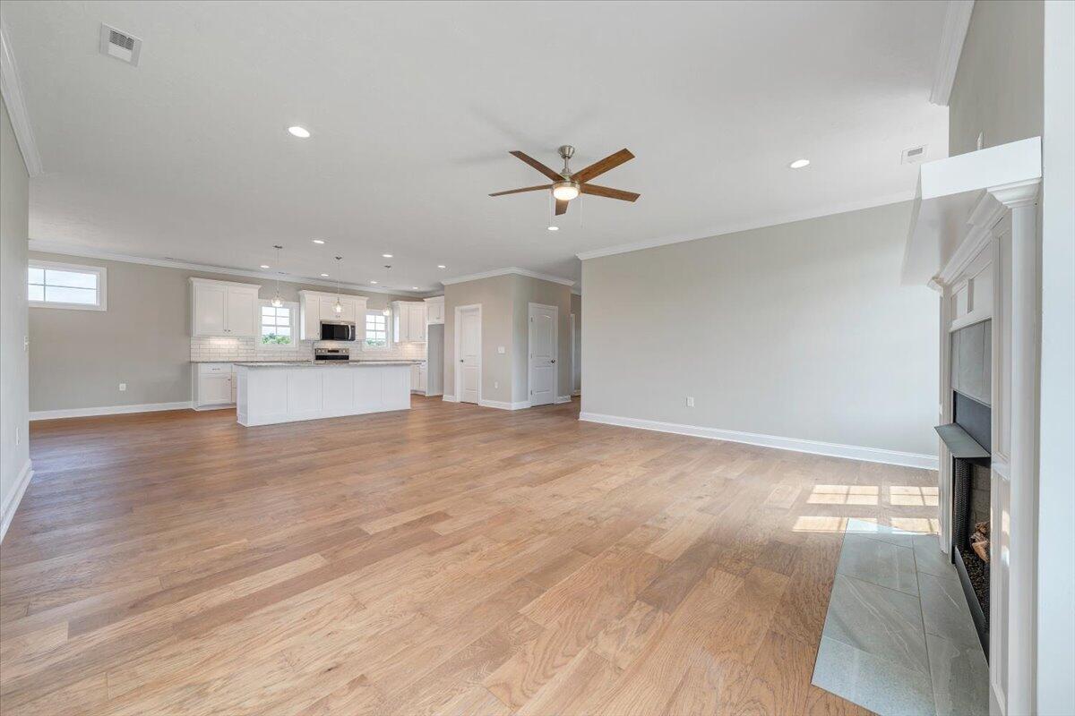 190 Merion Cir, Daleville, Virginia image 9