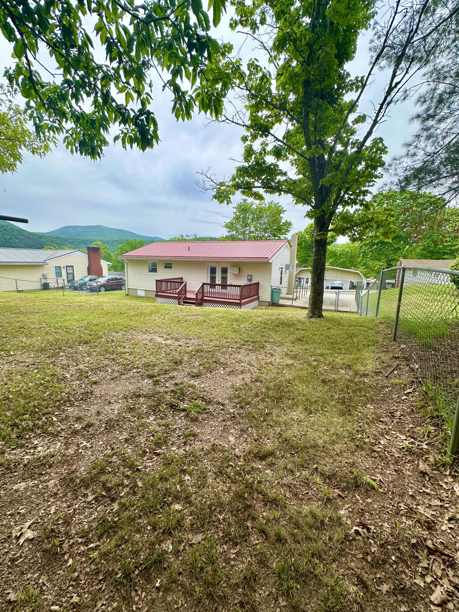 1300 Cherokee Trl, Covington, Virginia image 3