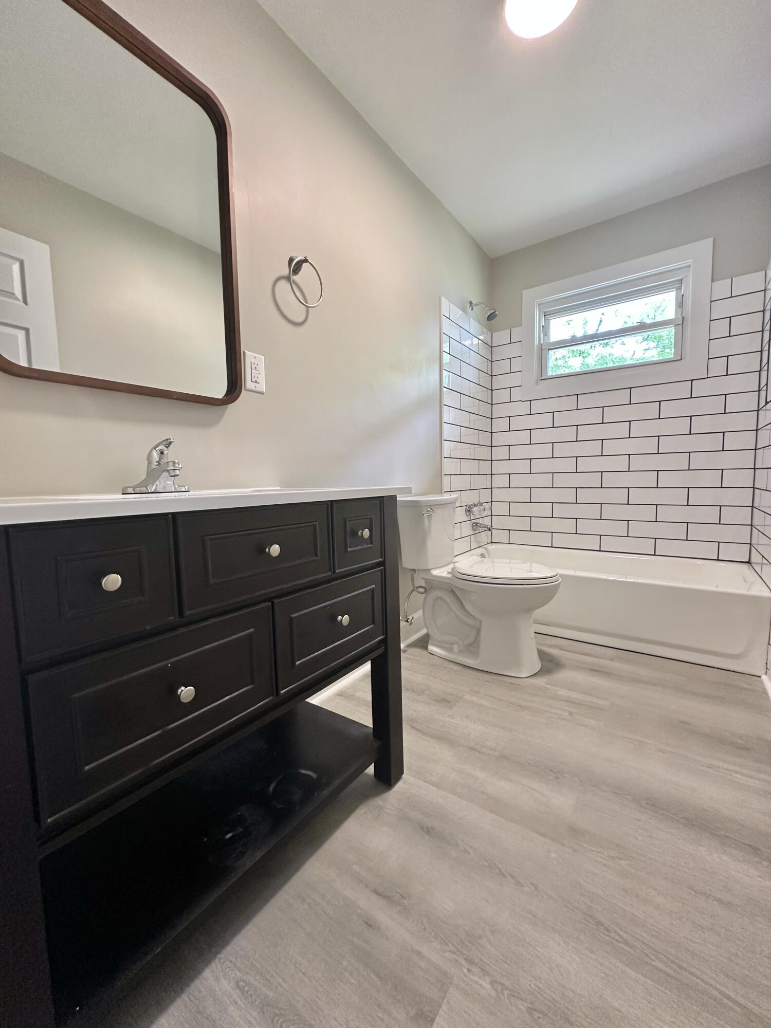 1300 Cherokee Trl, Covington, Virginia image 16