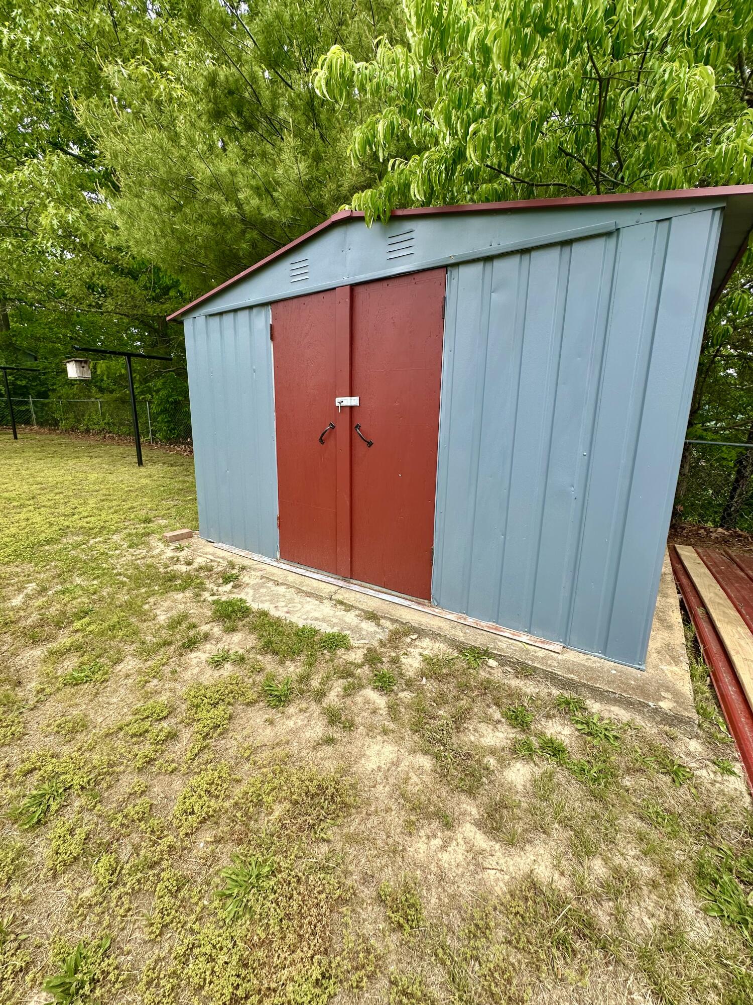 1300 Cherokee Trl, Covington, Virginia image 25