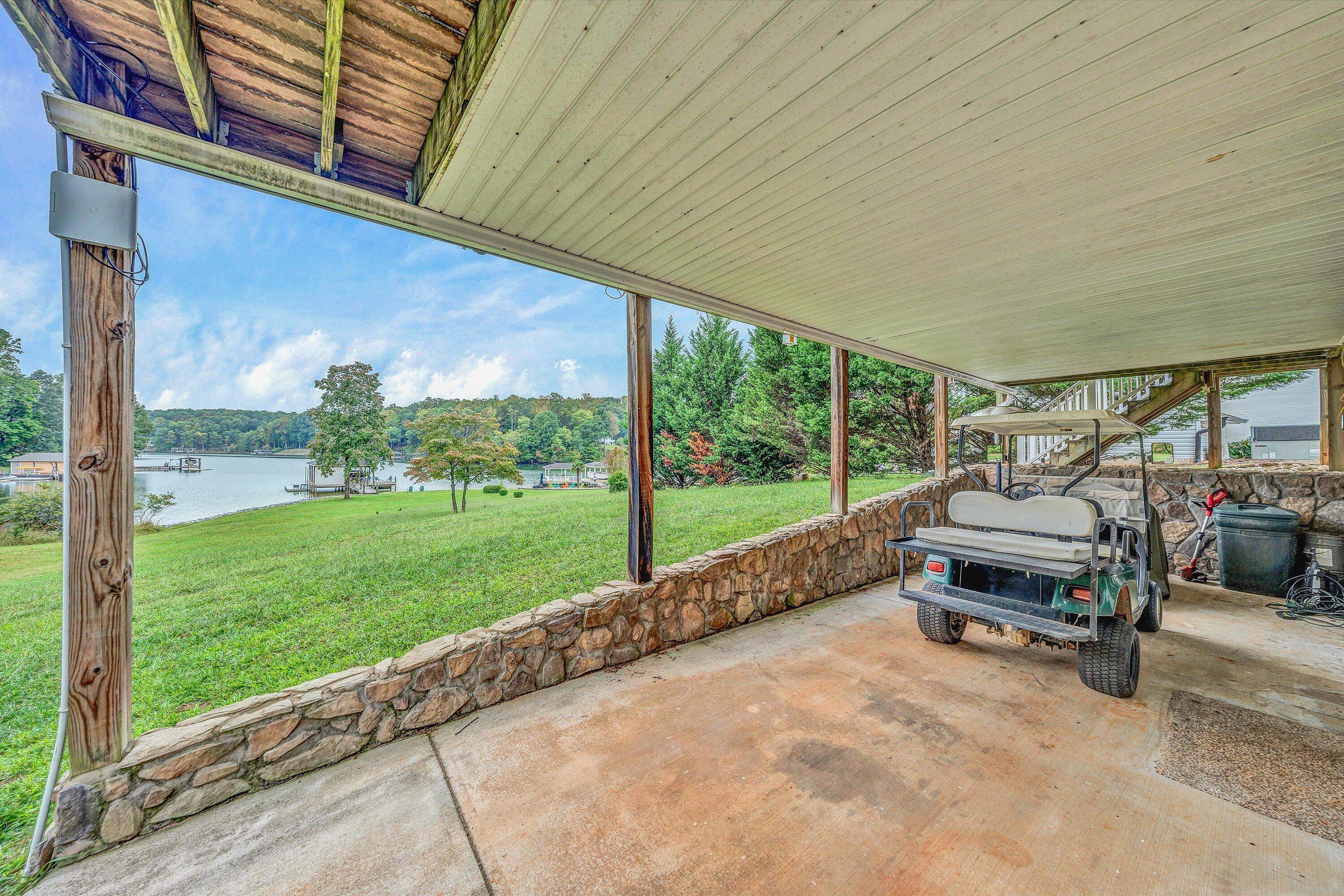 433 Surrey Dr, Huddleston, Virginia image 37