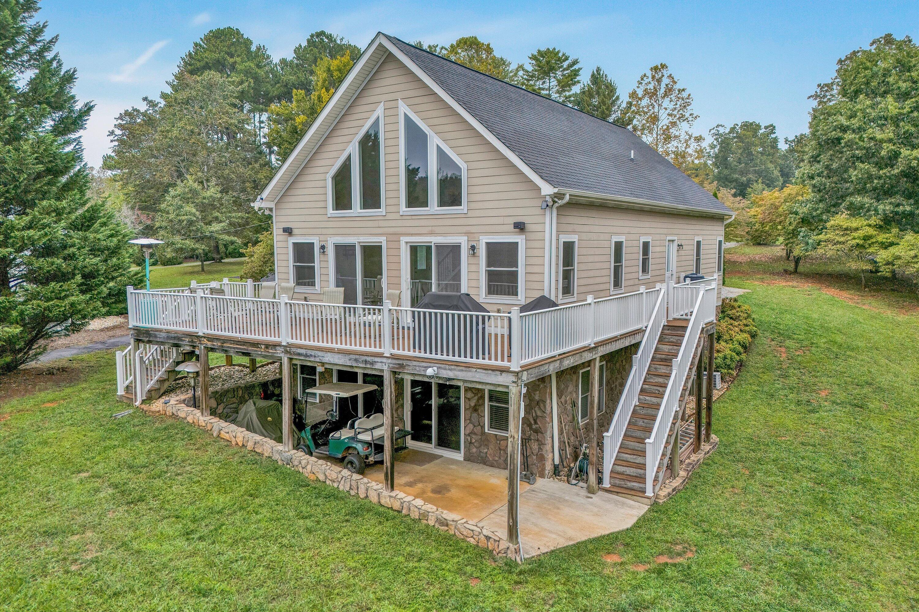 433 Surrey Dr, Huddleston, Virginia image 2