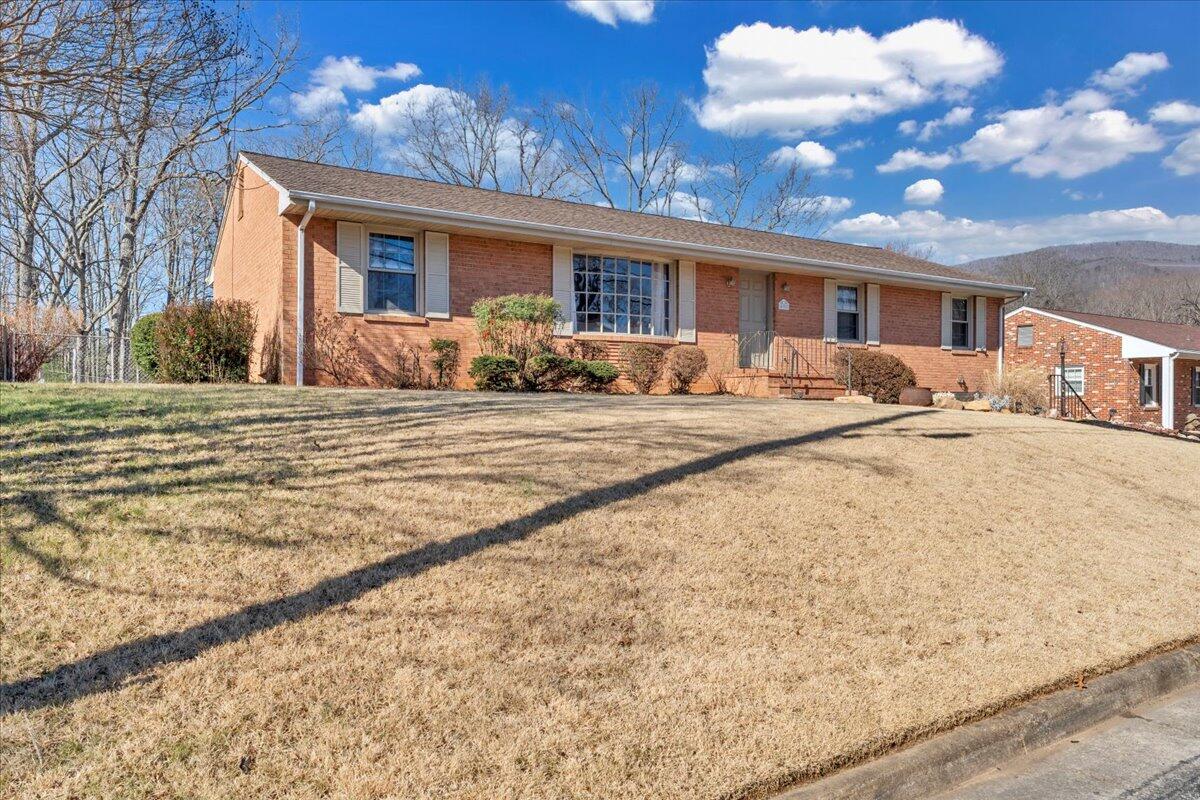 450 Ingal Blvd, Salem, Virginia image 35