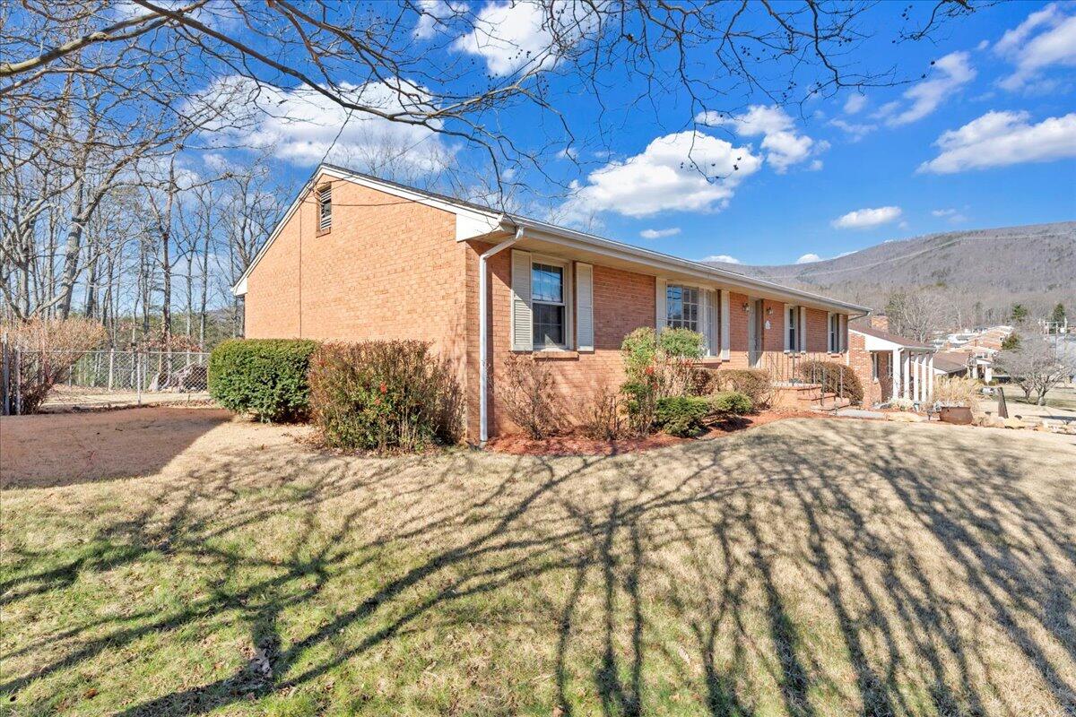 450 Ingal Blvd, Salem, Virginia image 36