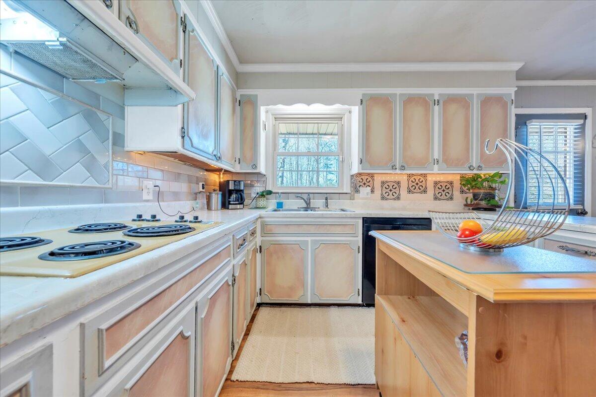 450 Ingal Blvd, Salem, Virginia image 11