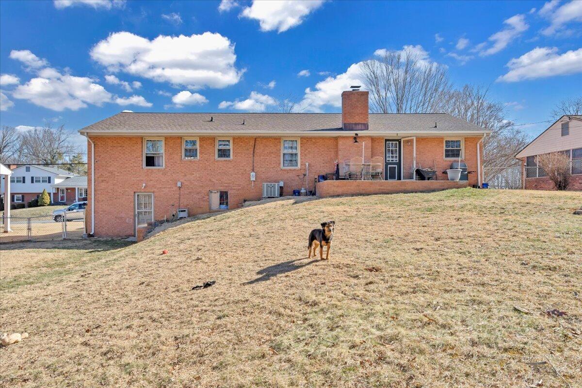 450 Ingal Blvd, Salem, Virginia image 31