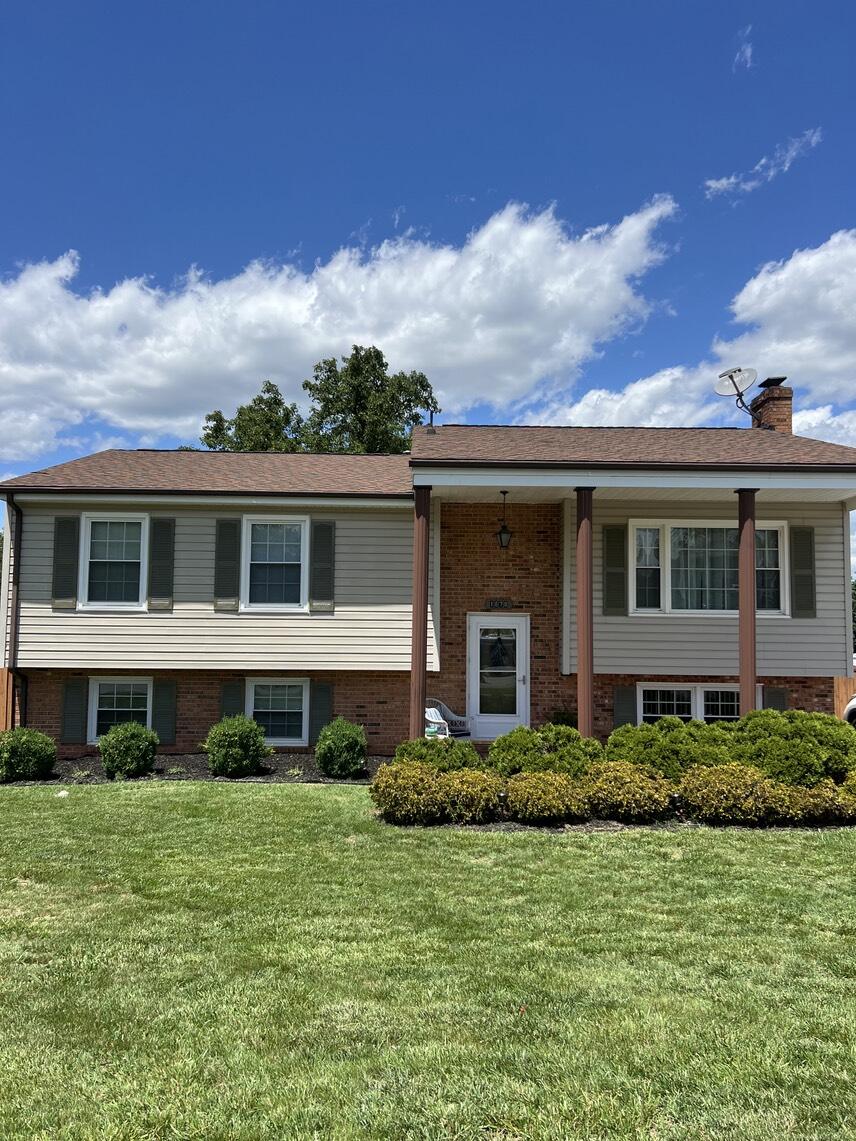 1878 Cranwell Dr, Vinton, Virginia image 2