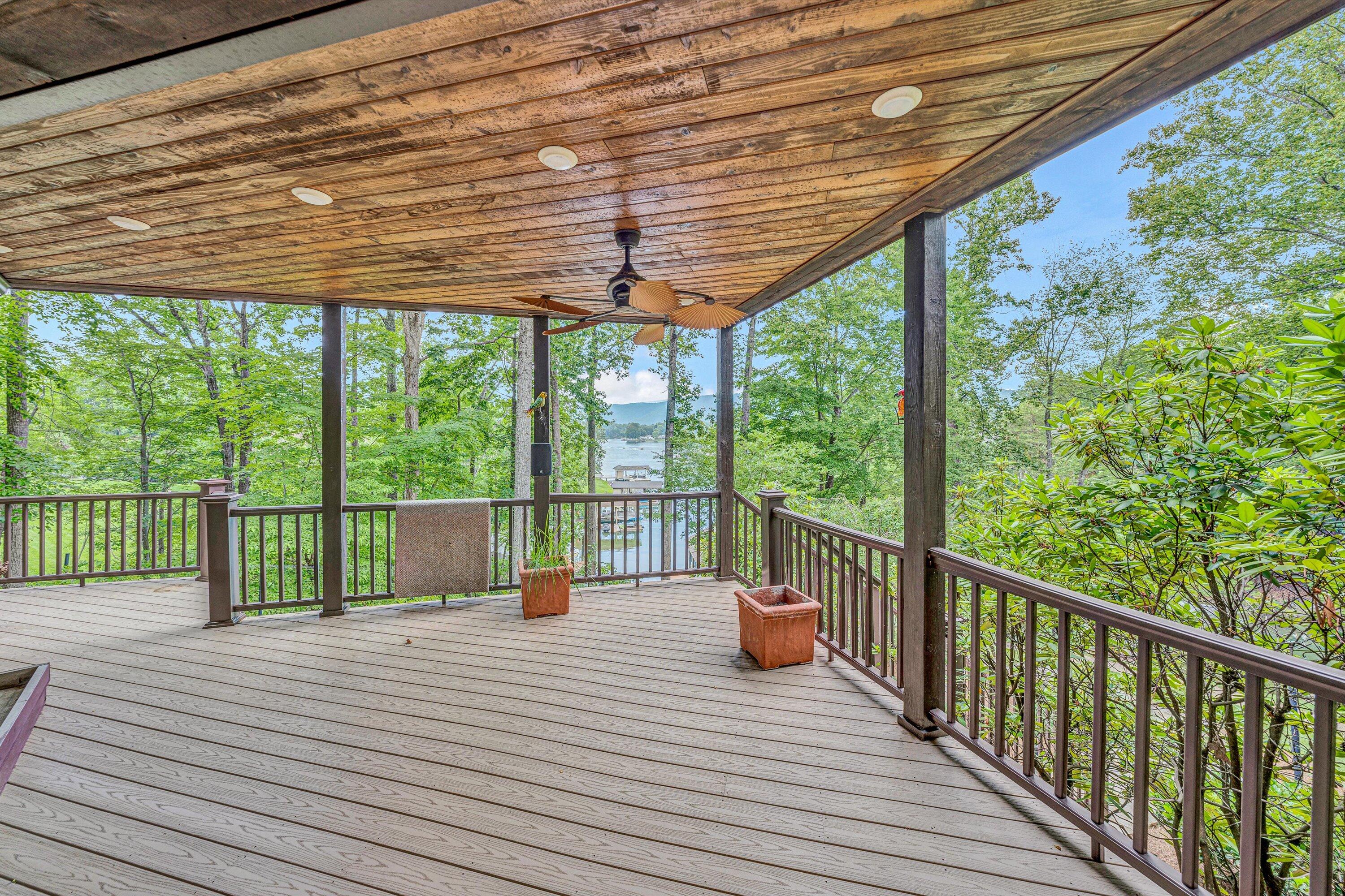 Penhook, Virginia 24137, United States, 4 Bedrooms Bedrooms, ,4 BathroomsBathrooms,Residential,Active,148102