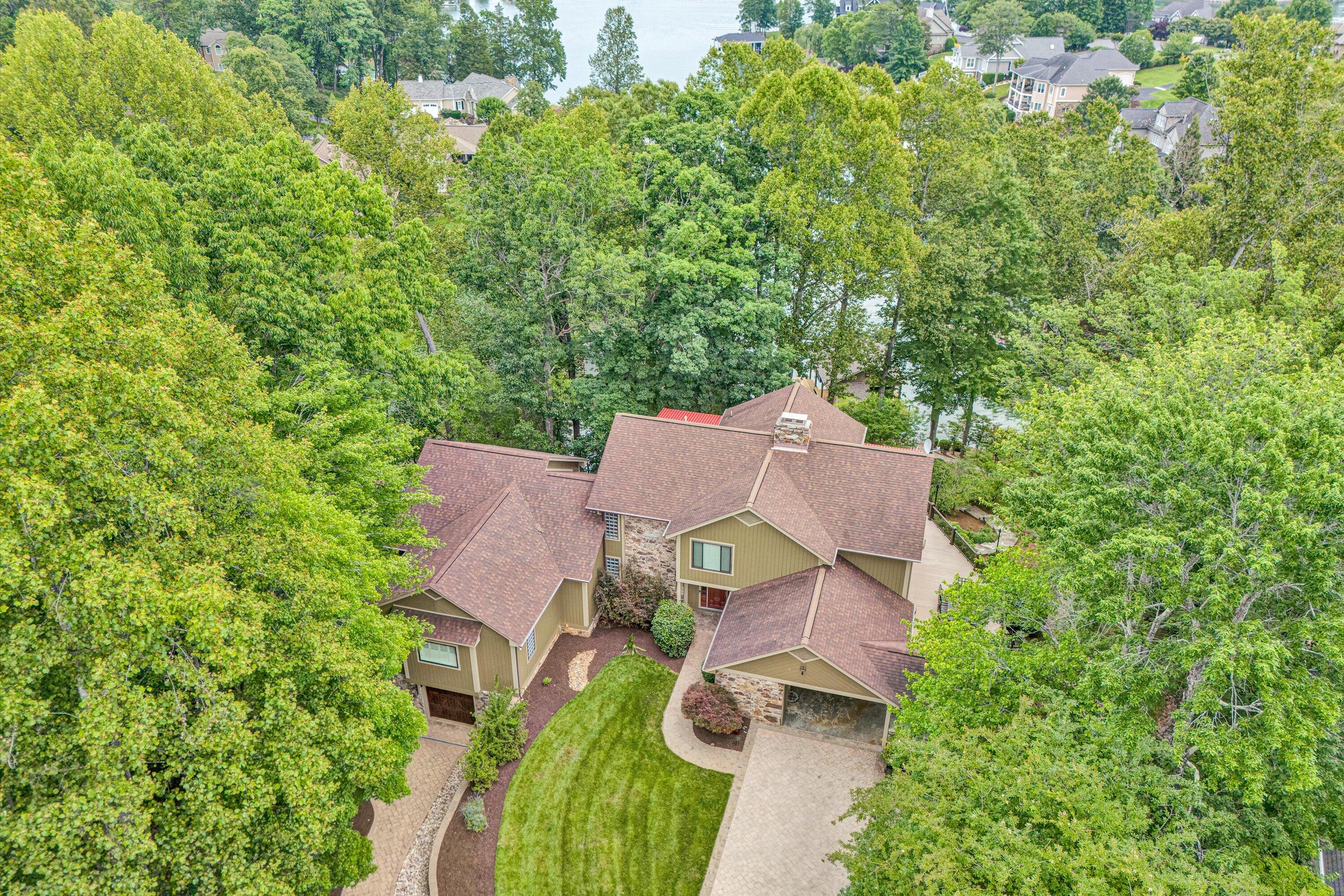 200 Fairway Dr, Penhook, Virginia image 4