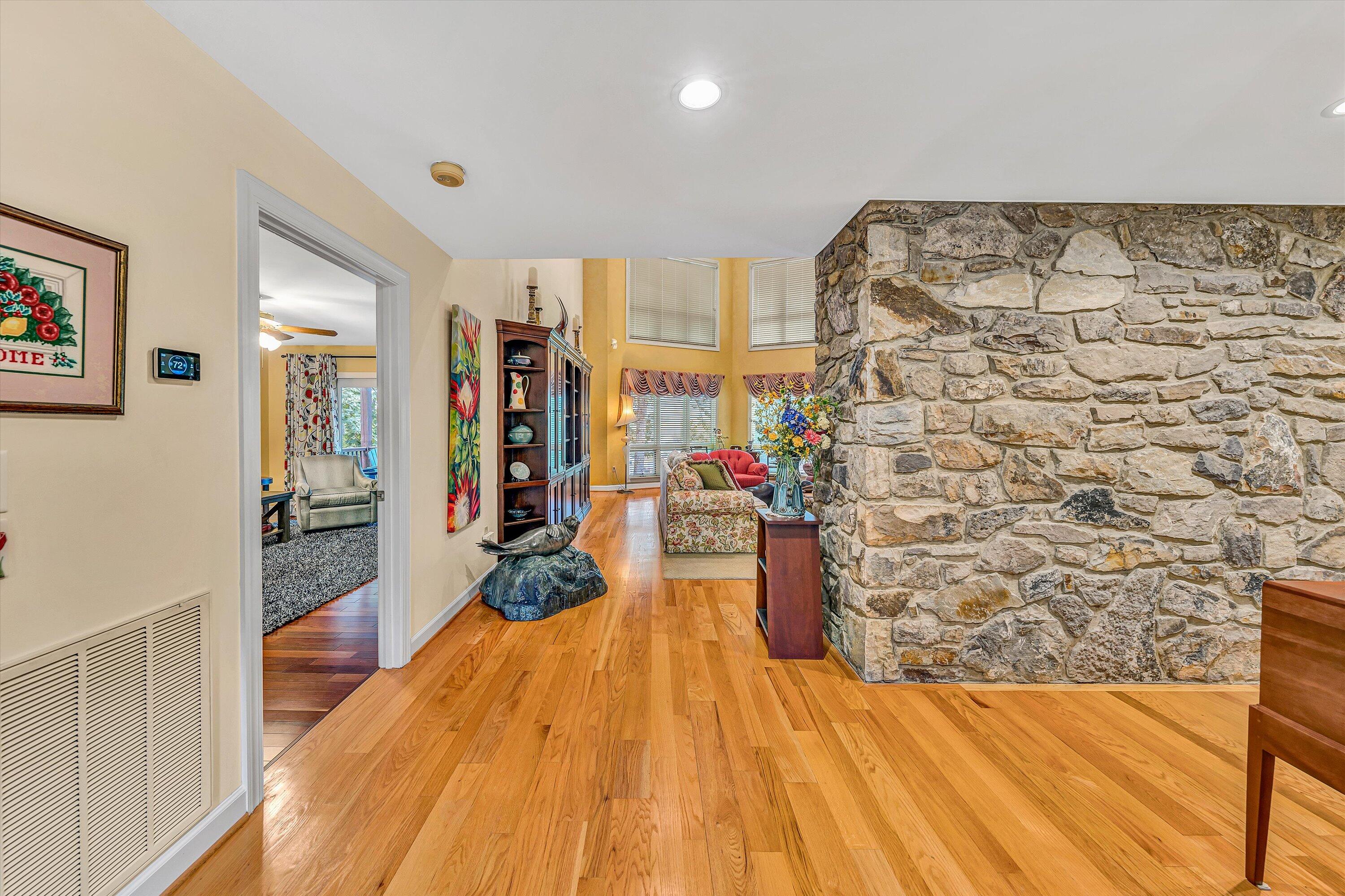 200 Fairway Dr, Penhook, Virginia image 10