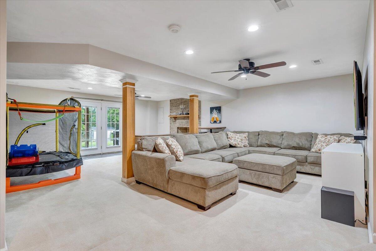 299 Winesap Rd, Roanoke, Virginia image 44